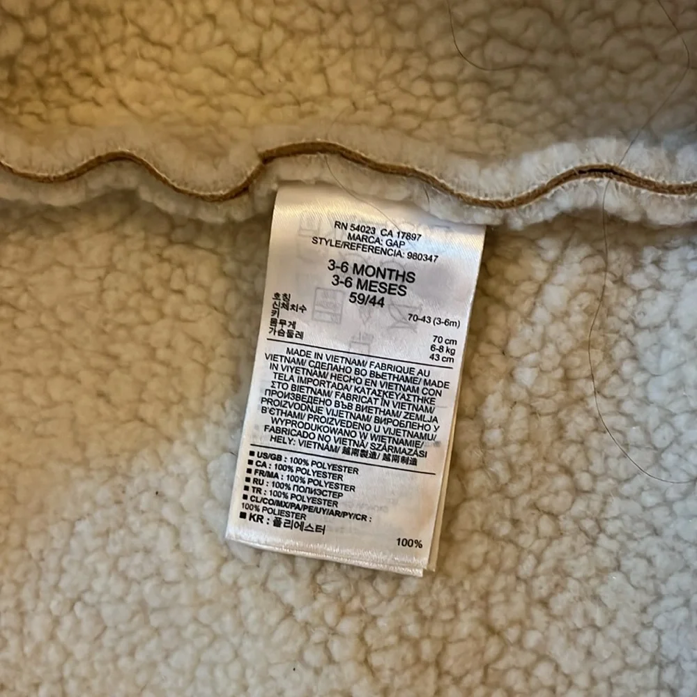 Baby Gap Teddy Suede & Sherpa Convertible Bundler Deerfield 3-6 Months